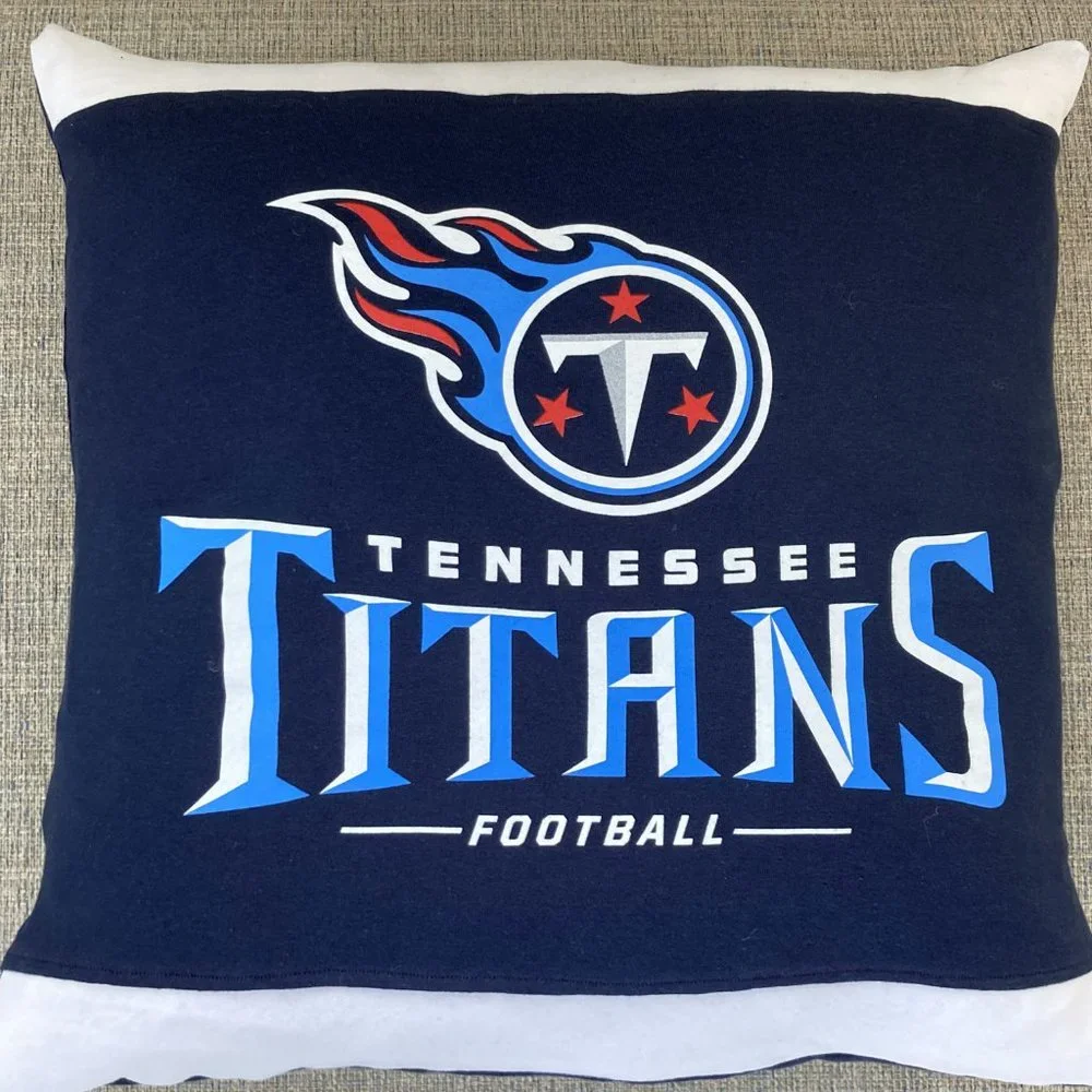 Tennessee Titans NFL Football upcycled T-shirt 16x16 throw pillow cover